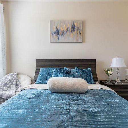 Luxury Bedroom With Private Bath Hampton Ngoại thất bức ảnh